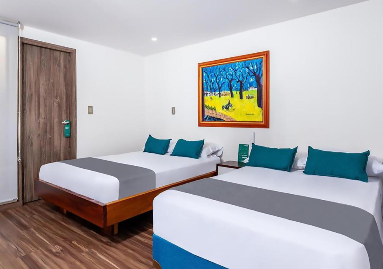 Hotel Basan Plaza Пасто Екстериор снимка