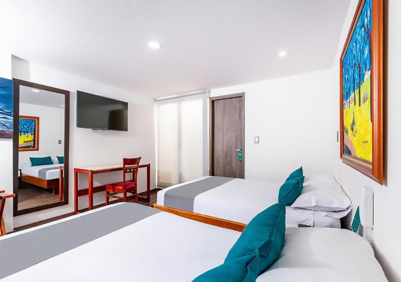 Hotel Basan Plaza Пасто Екстериор снимка