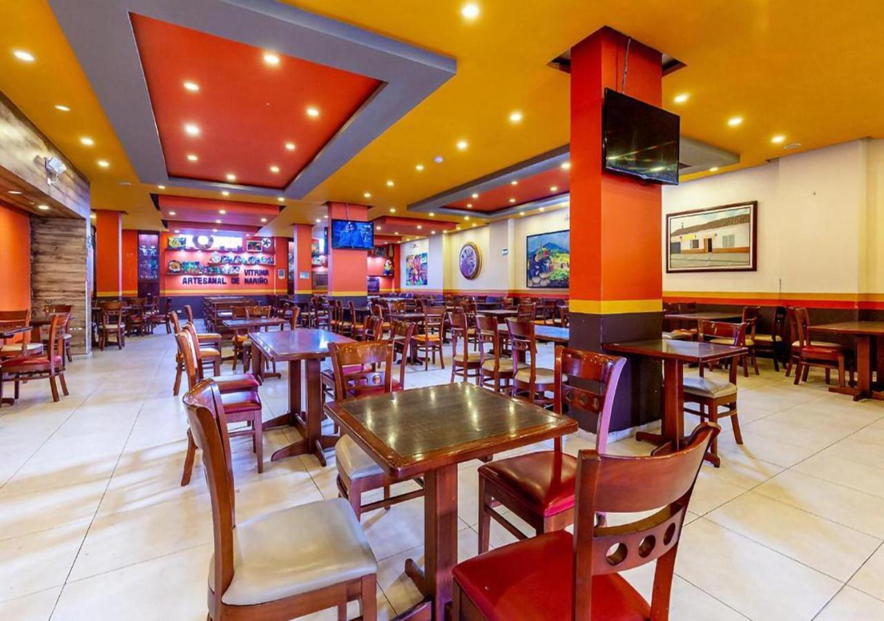 Hotel Basan Plaza Пасто Екстериор снимка