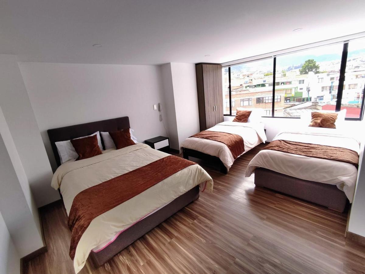 Hotel Basan Plaza Пасто Екстериор снимка