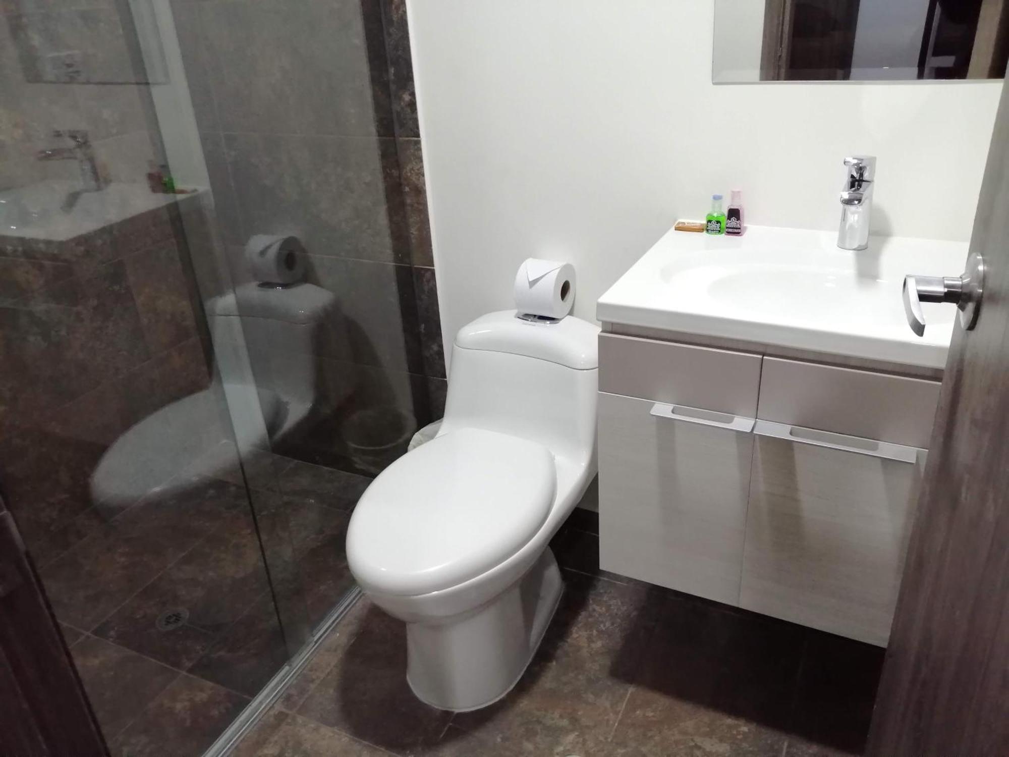 Hotel Basan Plaza Пасто Екстериор снимка