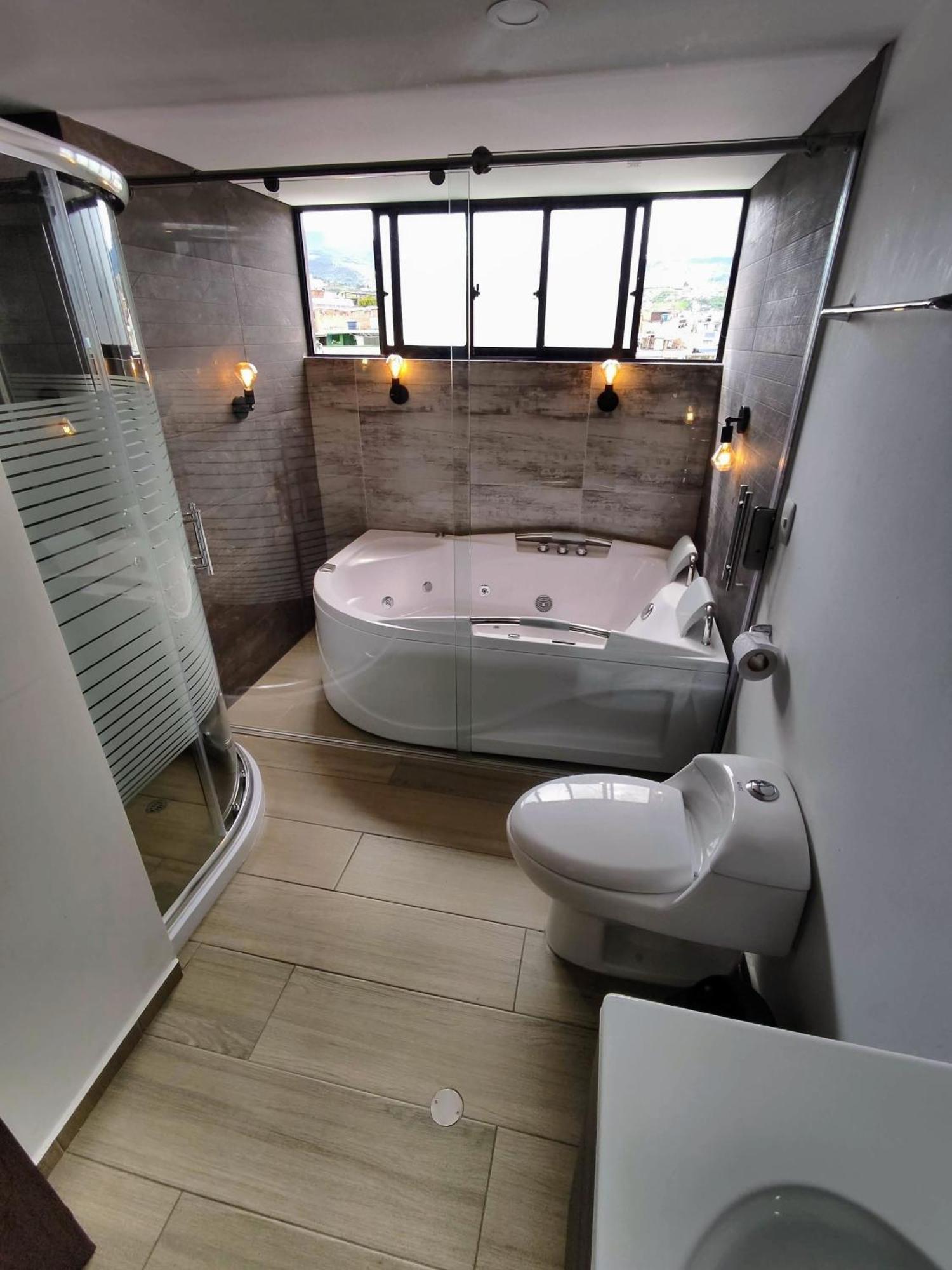 Hotel Basan Plaza Пасто Екстериор снимка