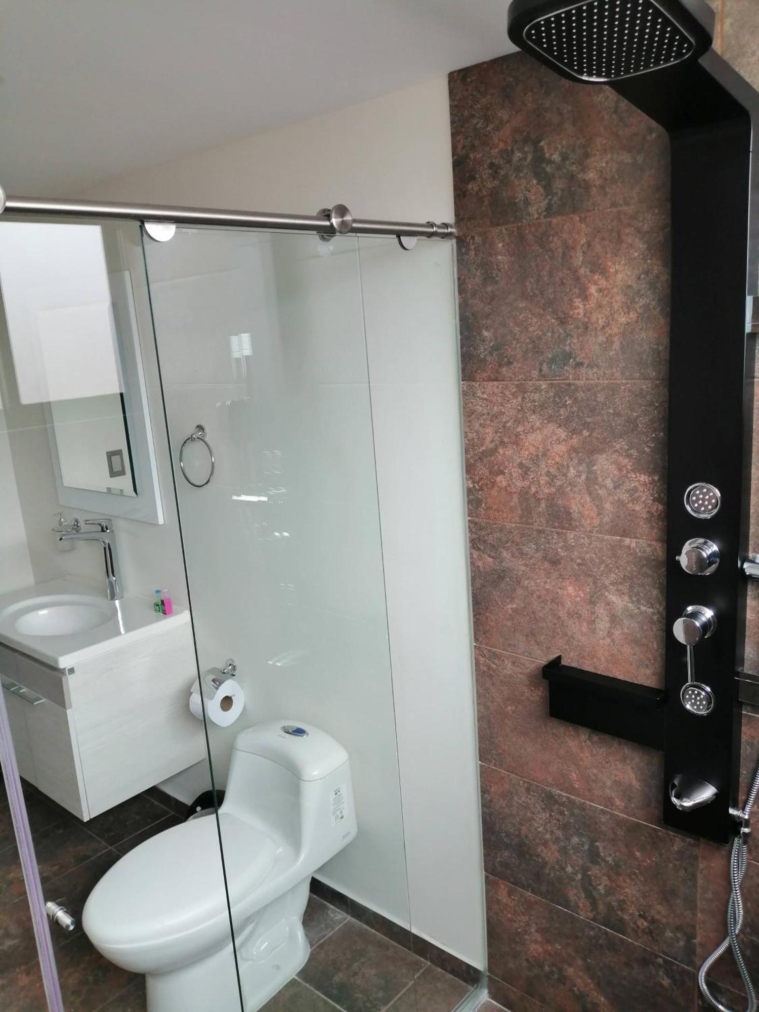 Hotel Basan Plaza Пасто Екстериор снимка